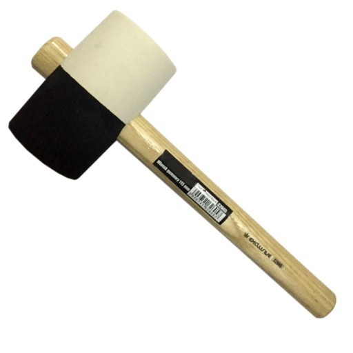 Gumijas āmuriņš ar koka rokturi 60 mm 665 g.